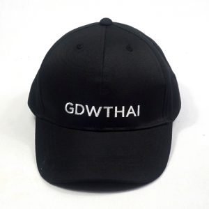 หมวกแบรนด์สีดำ