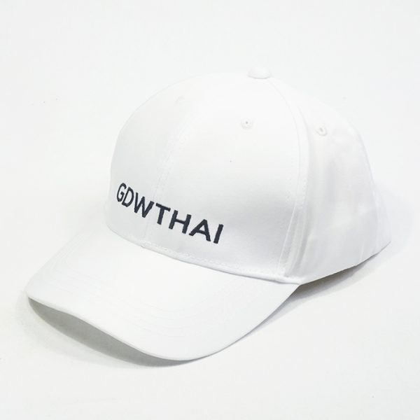หมวกแบรนด์สีขาวล้วน